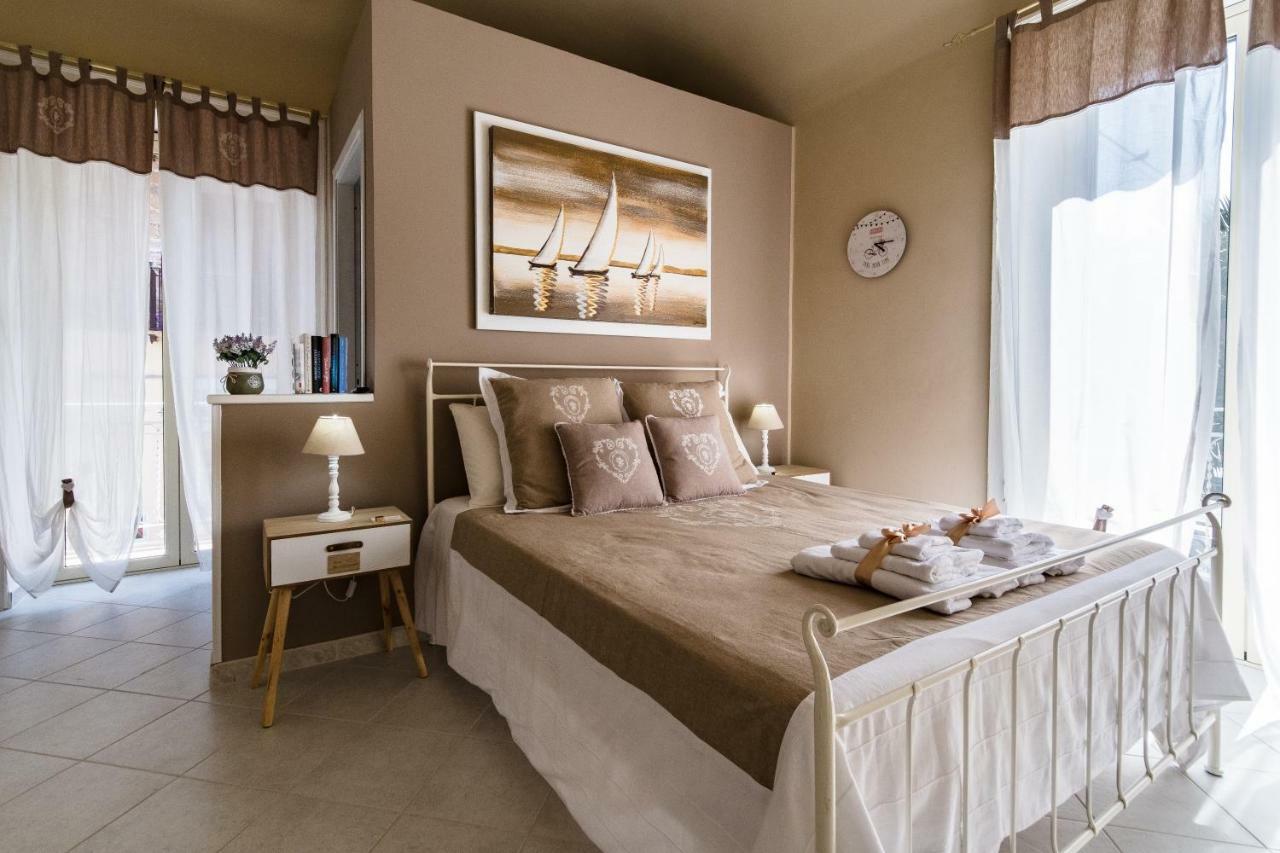 Casa Dolce Casa - Guest House Санто-Стефано-ди-Камастра Экстерьер фото